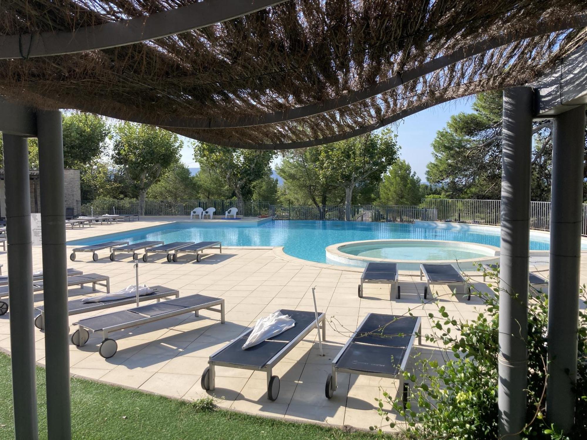 La Perle Du Golf -Magnifique Vue Clim Linge Golf Saumane 6P Piscine Tennis Экстерьер фото